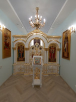 Открытие домового храма на территории хирургического корпуса РКБ им.С.В. Каткова позволит любому, будь то пациент нашей больницы или его родственники, а также медицинские работники, в тишине и покое помолиться о здоровье своих близких, а врачи смогут попр Открытие домового храма на территории хирургического корпуса РКБ им.С.В. Каткова позволит любому, будь то пациент нашей больницы или его родственники, а также медицинские работники, в тишине и покое помолиться о здоровье своих близких, а врачи смогут попр.